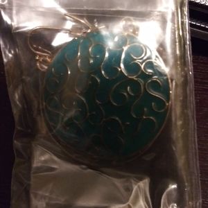 Turquoise gold dangle earrings